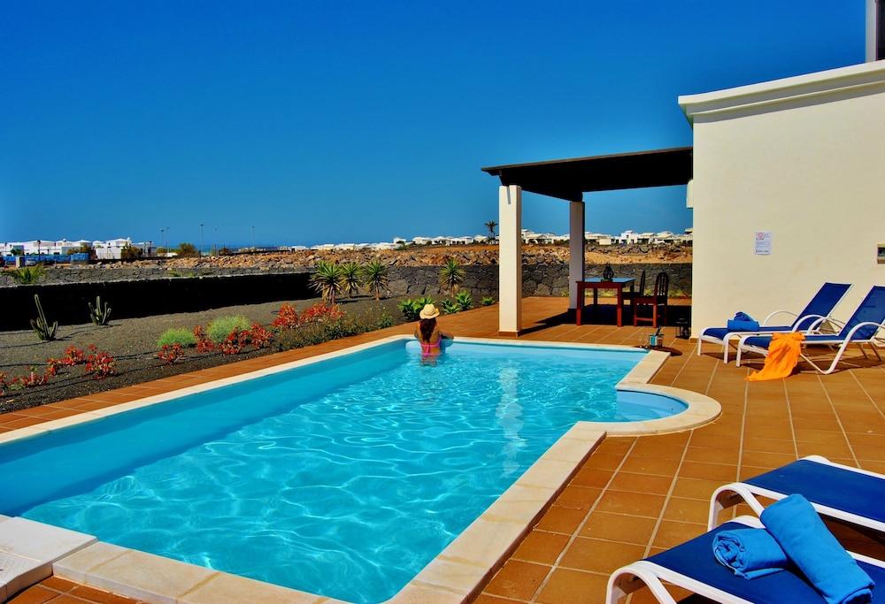 Villas Coral Deluxe بلايا بلانكا المظهر الخارجي الصورة