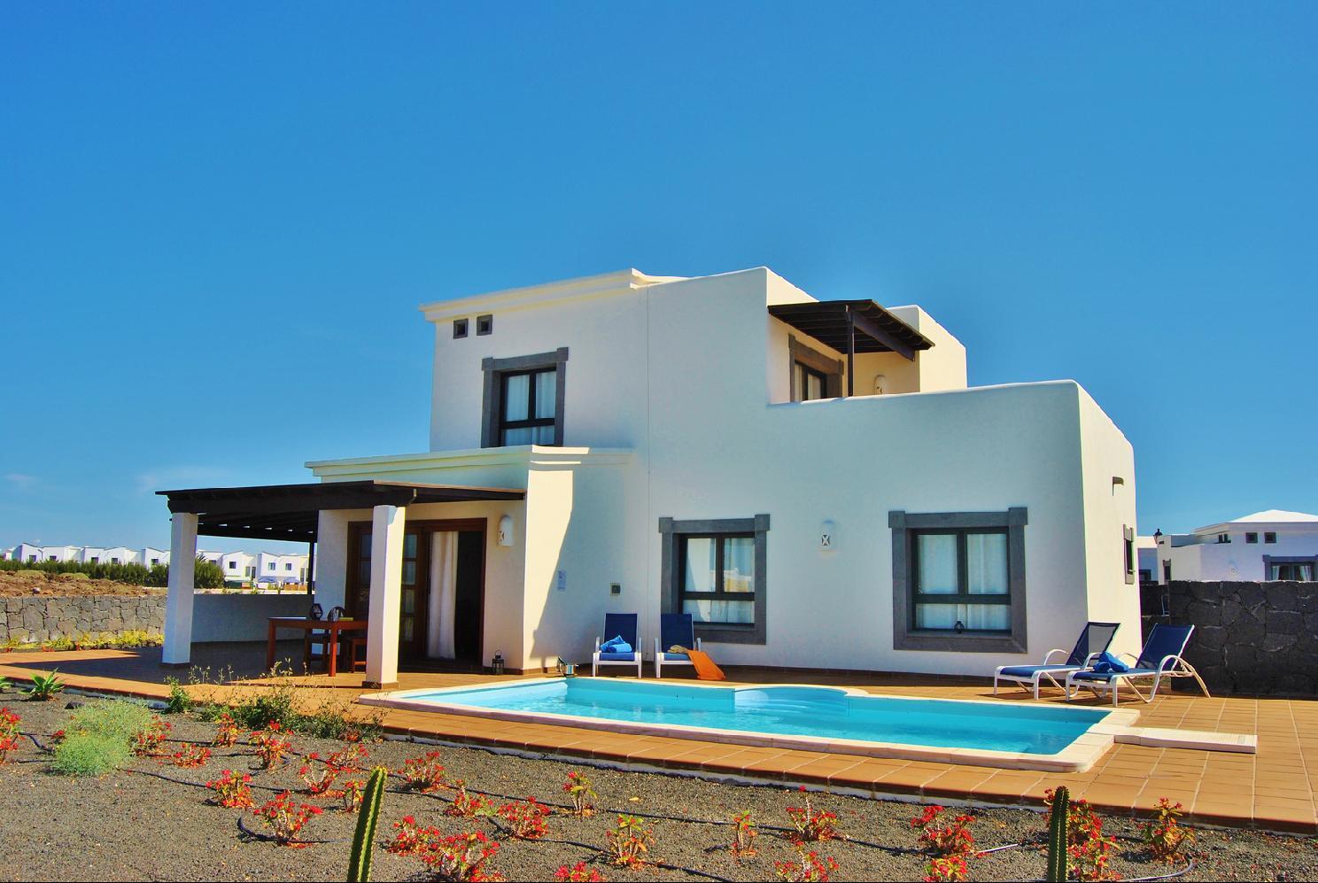 Villas Coral Deluxe بلايا بلانكا المظهر الخارجي الصورة